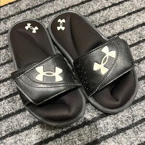 Under Armour Sandals with Padded Strap boys